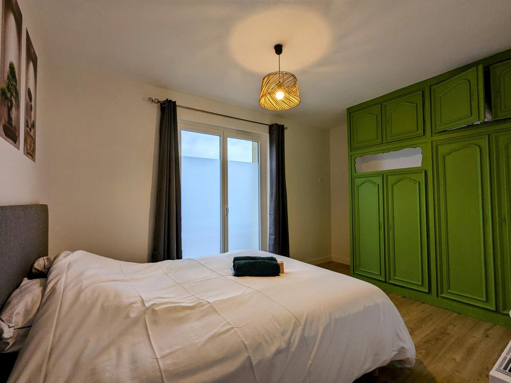 Le Coin Des Reves Apartment Roanne Bagian luar foto